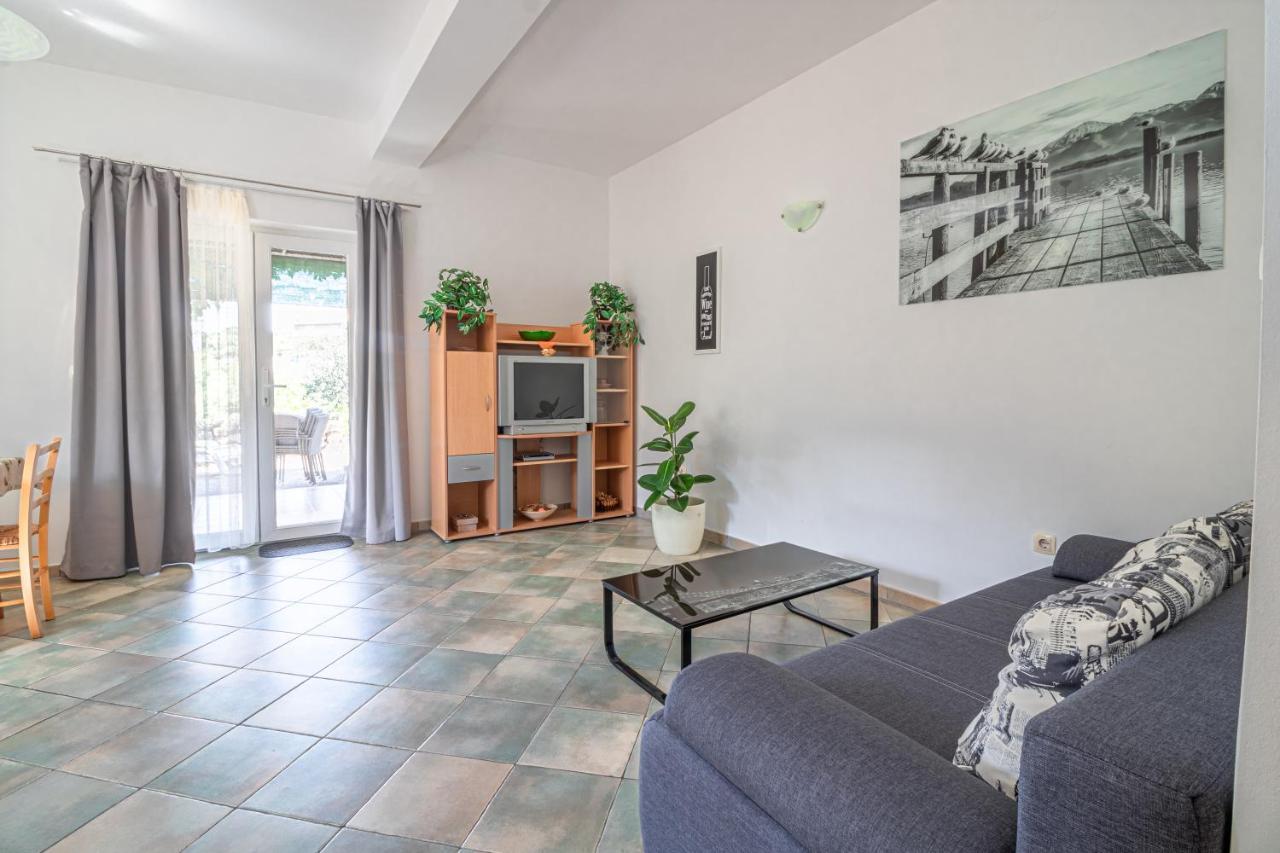 Apartments Sandra Kornić 外观 照片